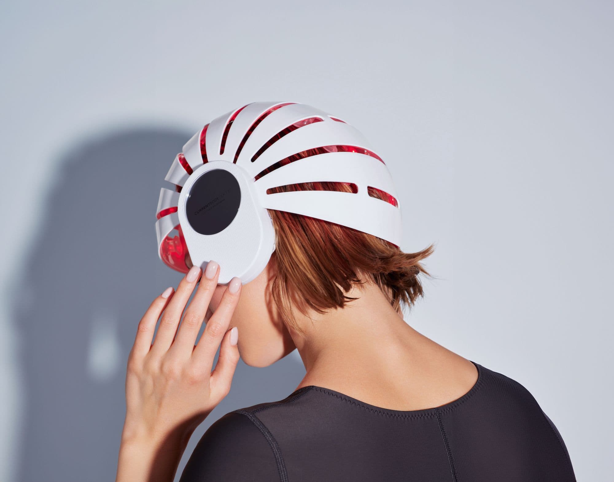 The 4 Best Red Light Therapy Devices For Hair Growth, According To A Dermatologist And A Beauty Editor