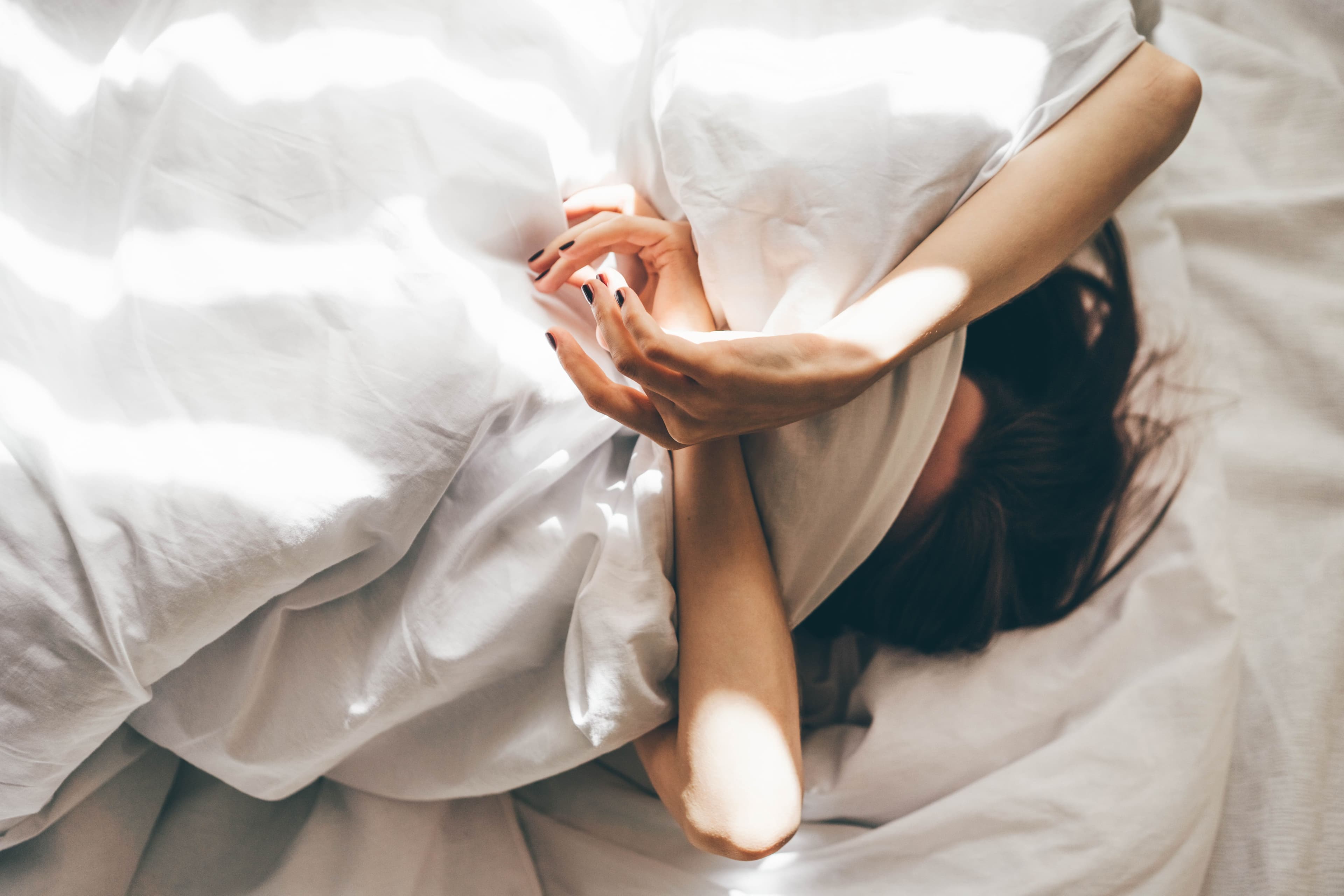 Norovirus Is Surging Across The Country. Here Are The Symptoms To Look For, Per Infectious Disease Doctors