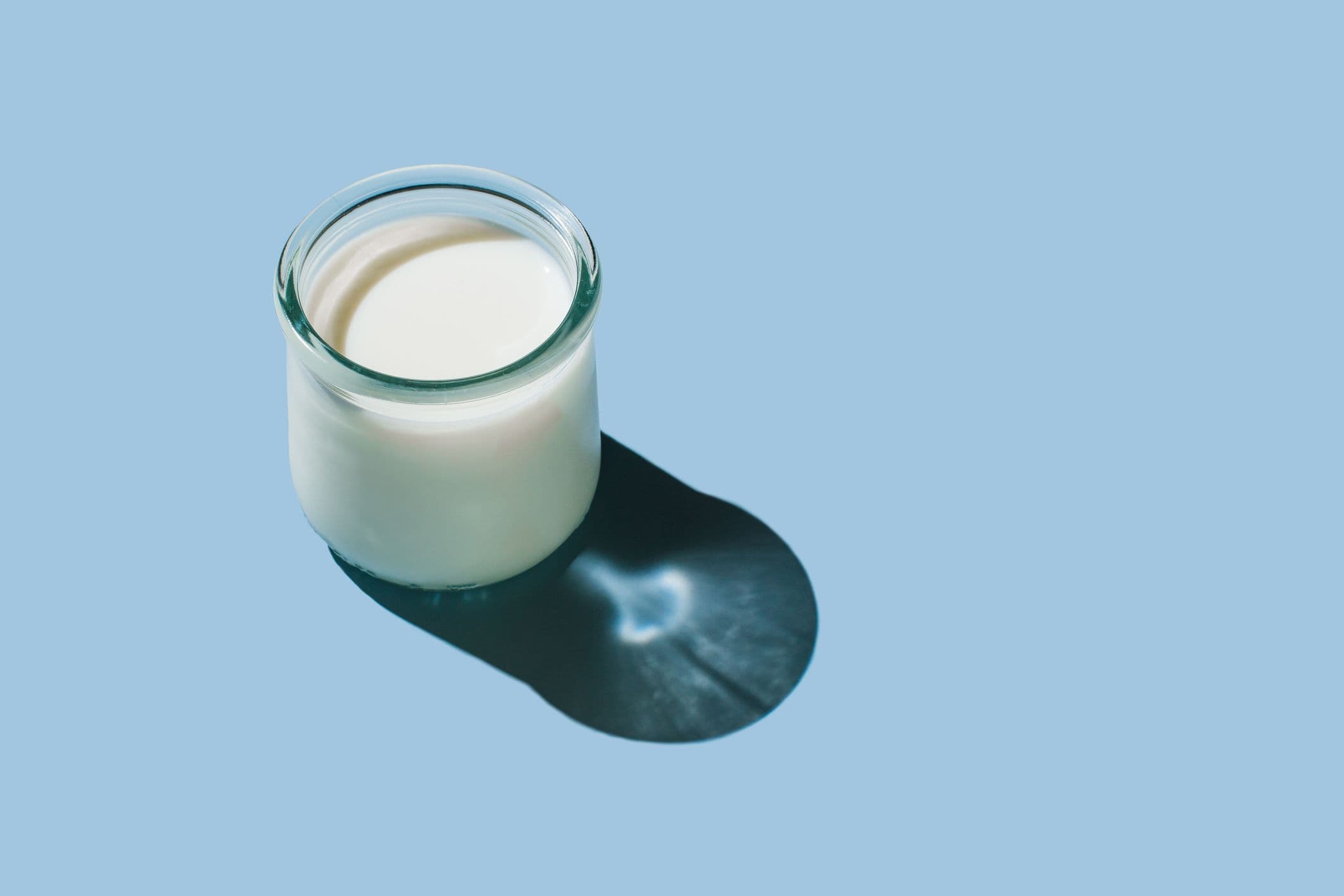 Gwyneth Paltrow and RFK Jr. Drink It. But Is Raw Milk Safe? Food Safety Experts And Nutritionists Weight In