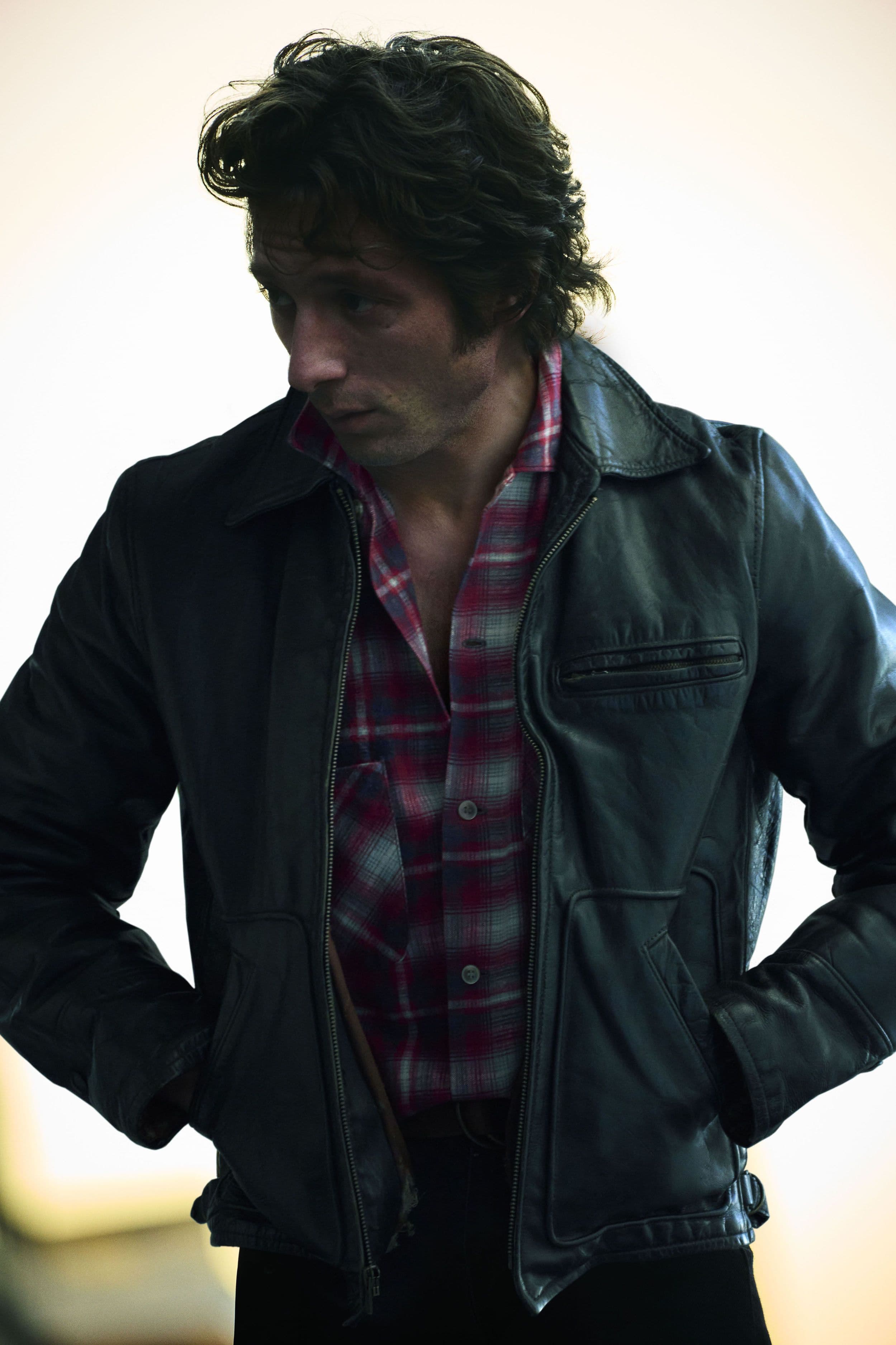 First Look at Jeremy Allen White as Bruce Springsteen Divides Fans