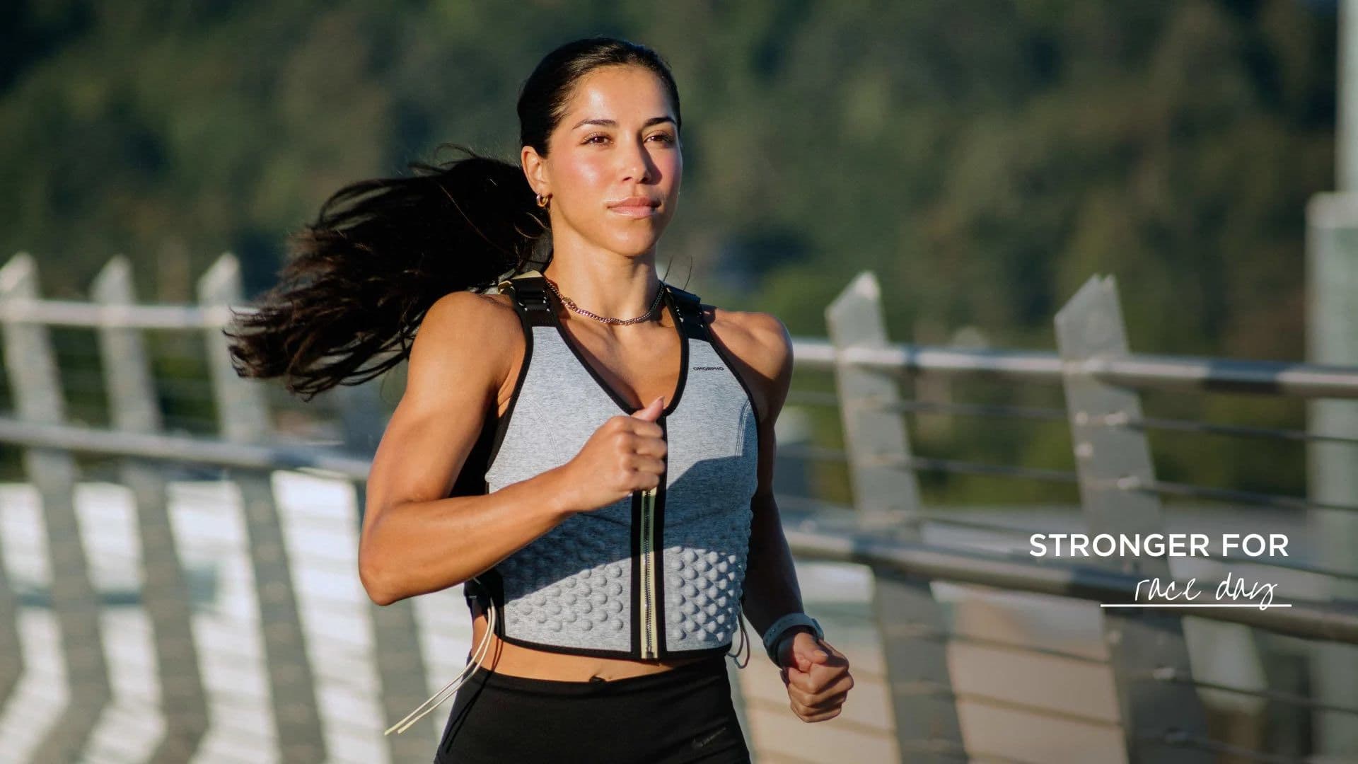 Why You Should Add A Weighted Vest To Your Walking Workouts, Per Doctors And Trainers