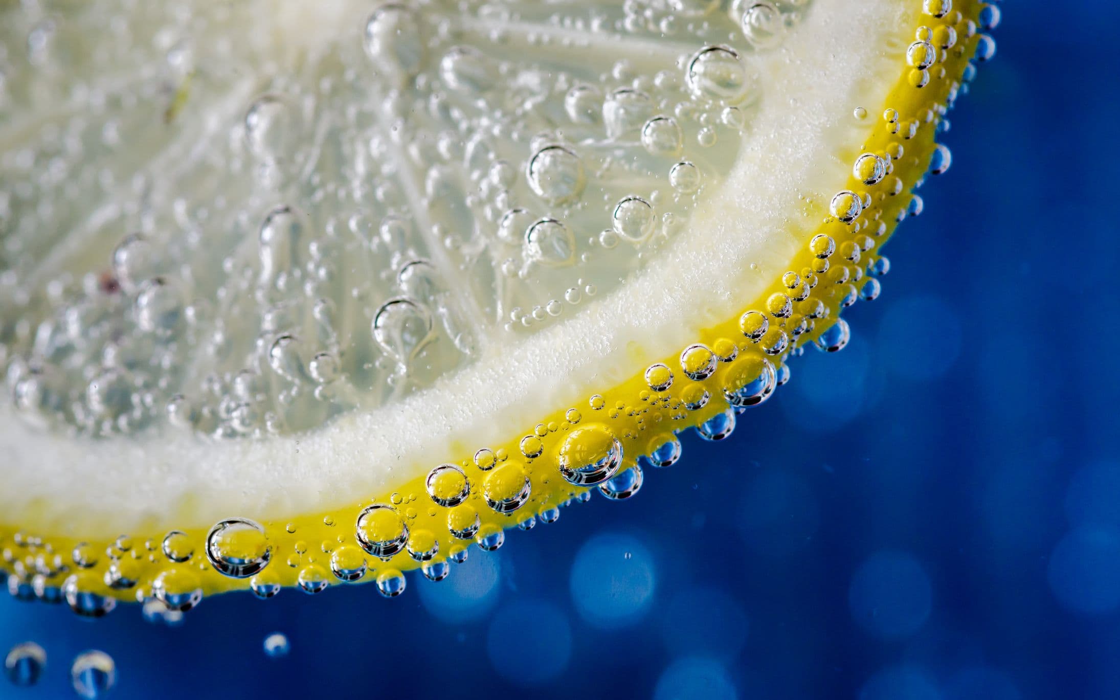 Carbonated Water Could Boost Weight Loss, New Study Suggests: Here's What To Know, According To A Dietitian