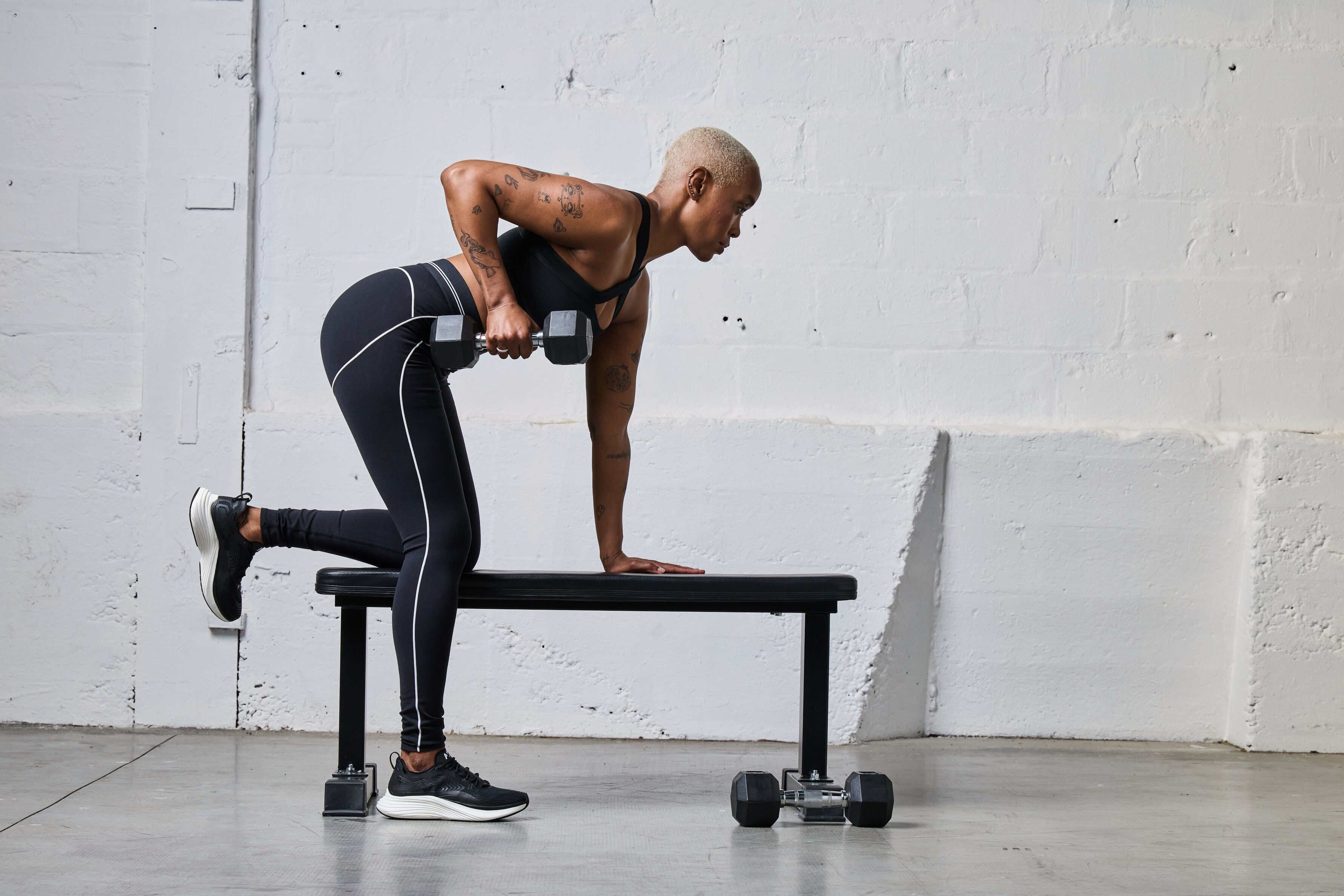 These Are The 12 Best Triceps Exercises For An Effective Triceps Workout With Dumbbells