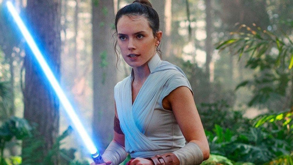 3 Red Flags About Disney’s New ‘Star Wars’ Trilogy