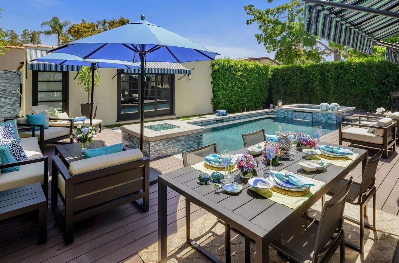 The Year Of The Backyard: Create A Great Outdoor Entertaining Space