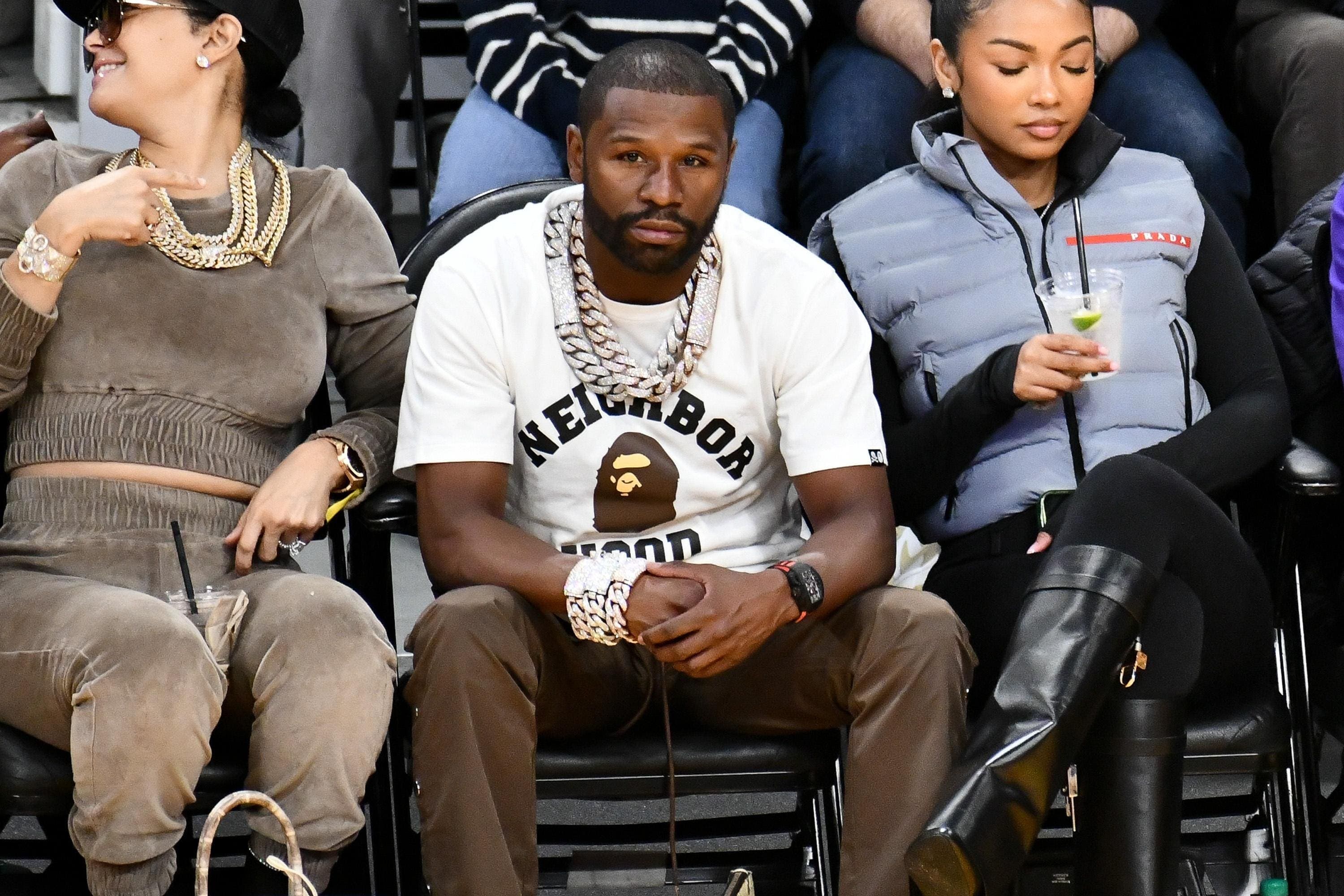 Floyd Mayweather Jr. Blasted For Breaking Unwritten Rule