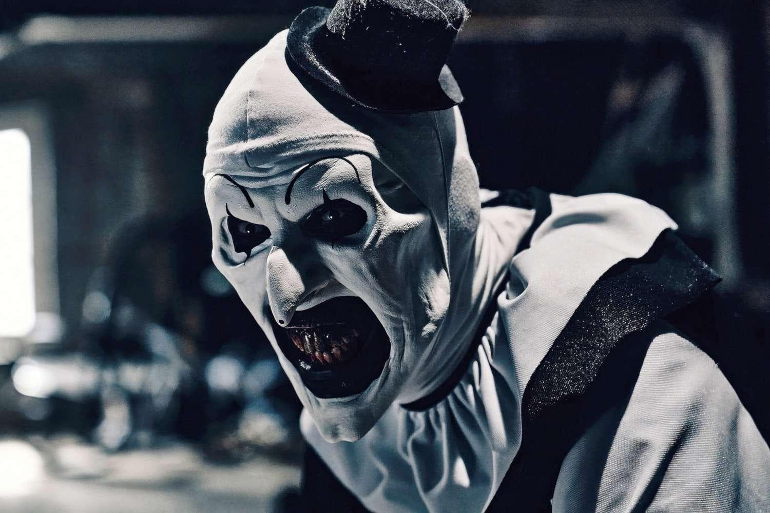 The Best Horror Movie Clown Of The Year Will Make You Forget All About Joker