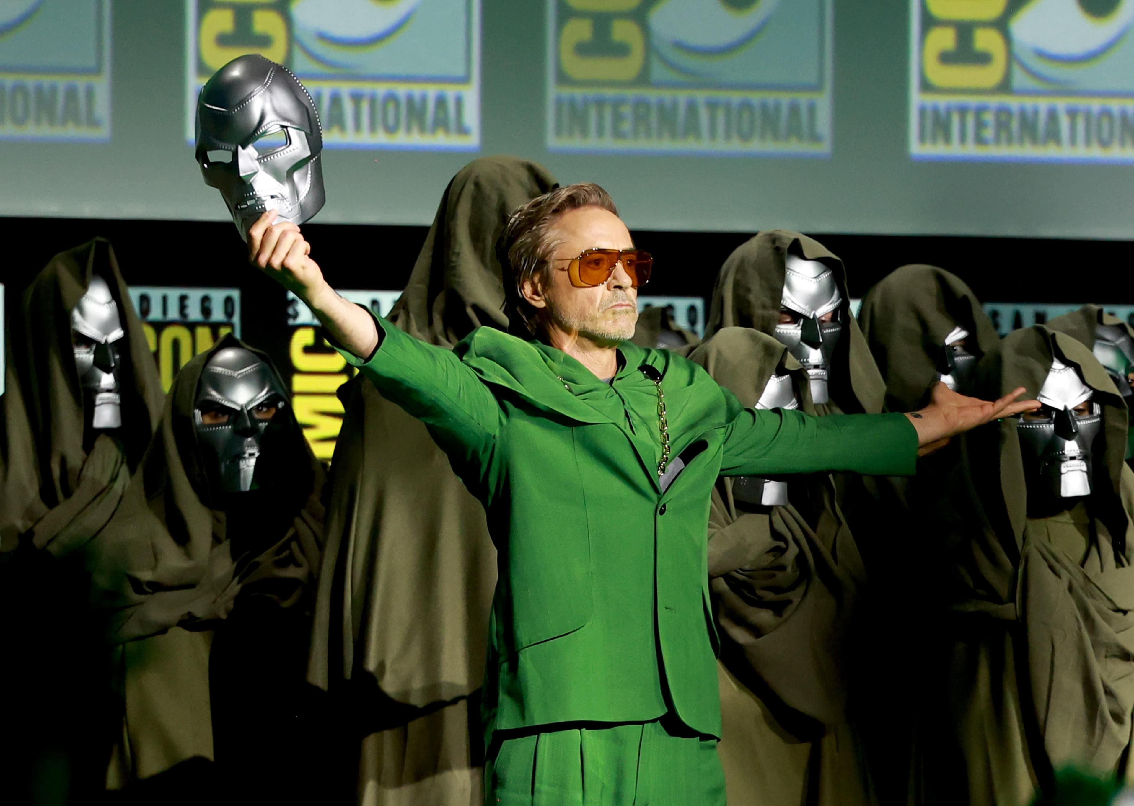 A Theory That Robert Downey Jr. Doctor Doom Is A Ploy To Get Tony Stark Back In The MCU