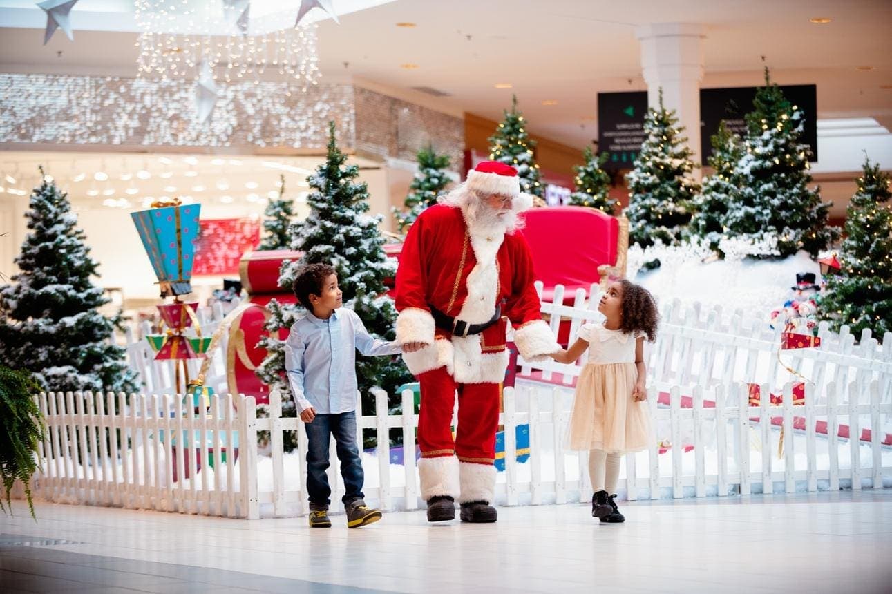Experiential Retail Is Winning Holiday Shoppers This Season