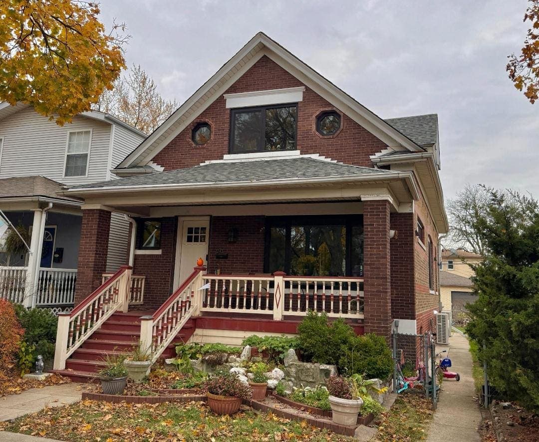 Chicago’s Iconic Bungalows Enter Their Second Century