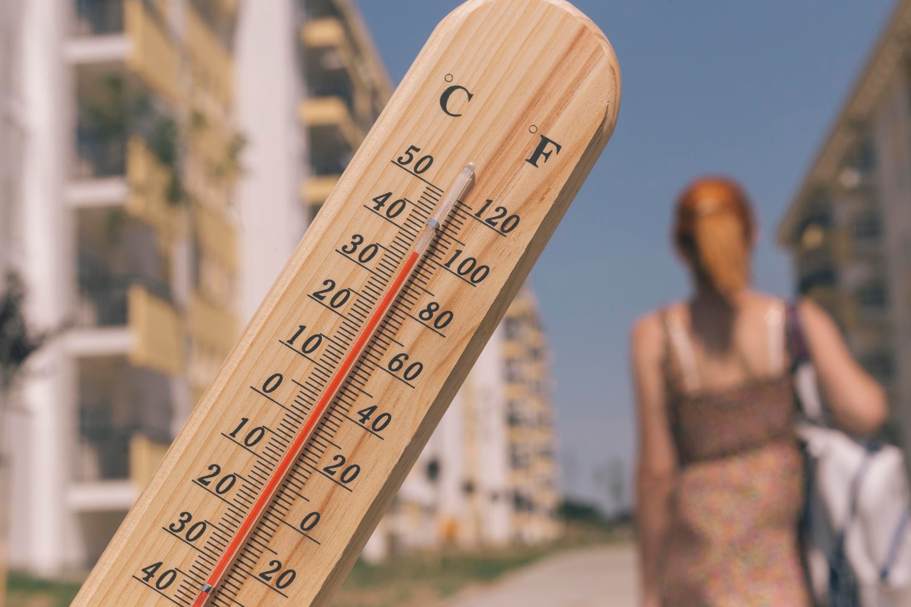 High Heat Where We Live Accelerates Aging, USC Study Finds