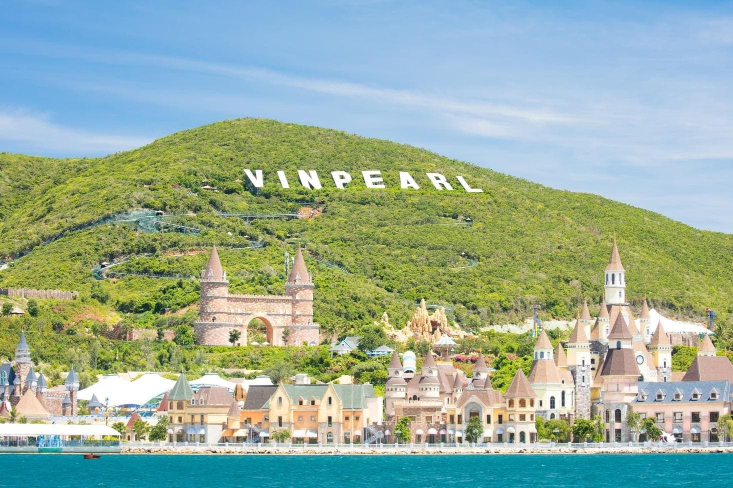 Vietnamese Billionaire’s Vinpearl Valued At $5.9 Billion As Stock Surges On Trading Debut