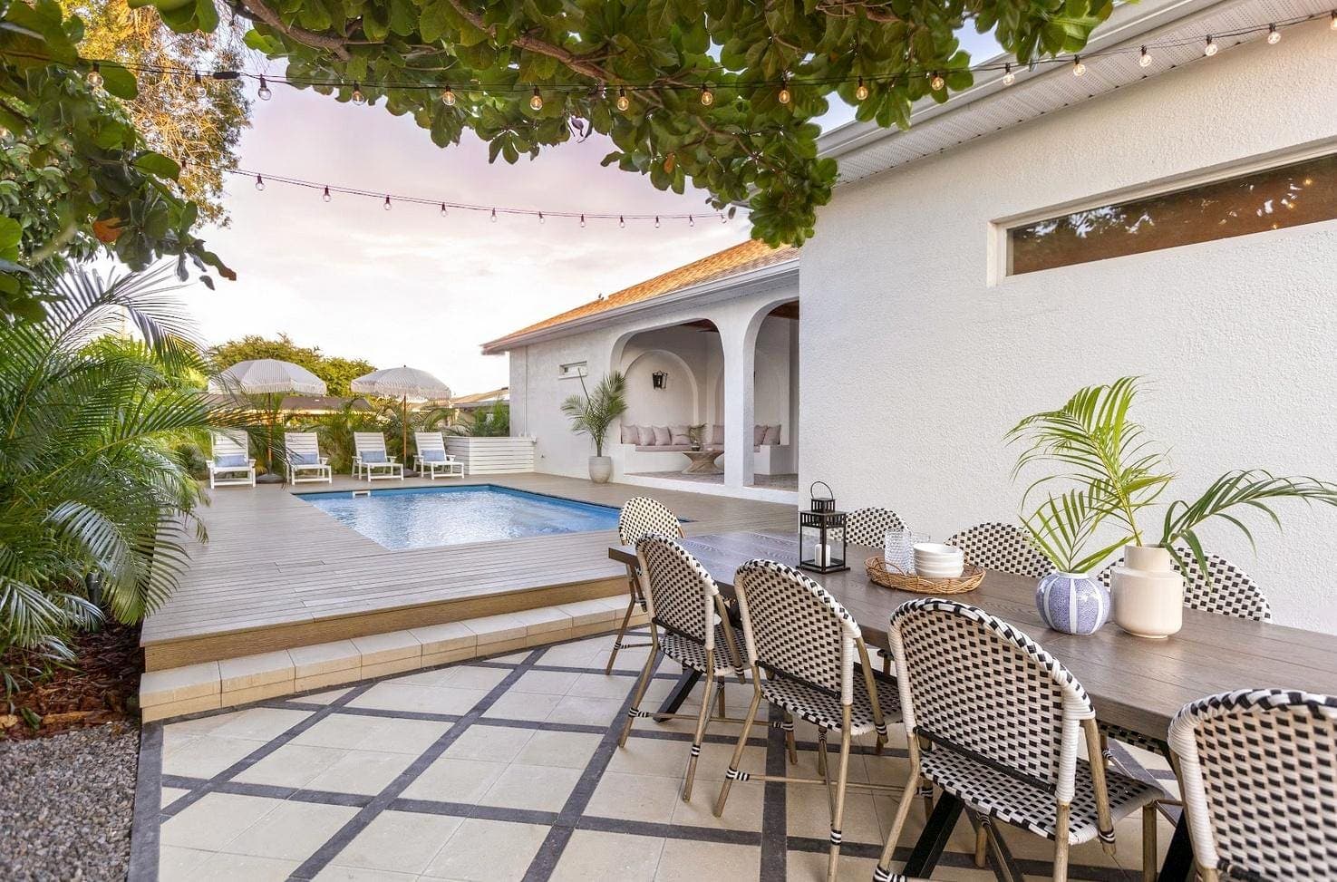 The Year Of The Backyard: Creating An Outdoor Entertaining Hub