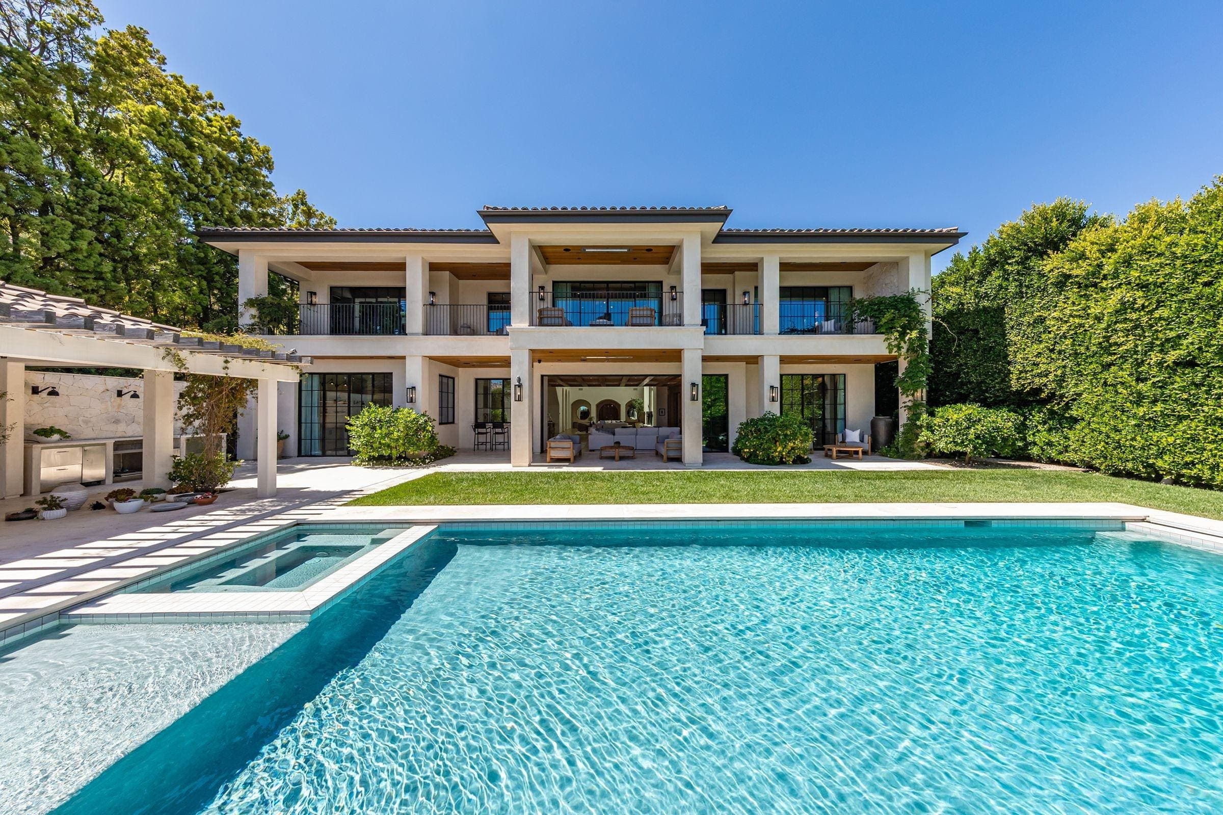 Inside Chris Pratt And Katherine Schwarzenegger’s $20 Million Pacific Palisades Marvel