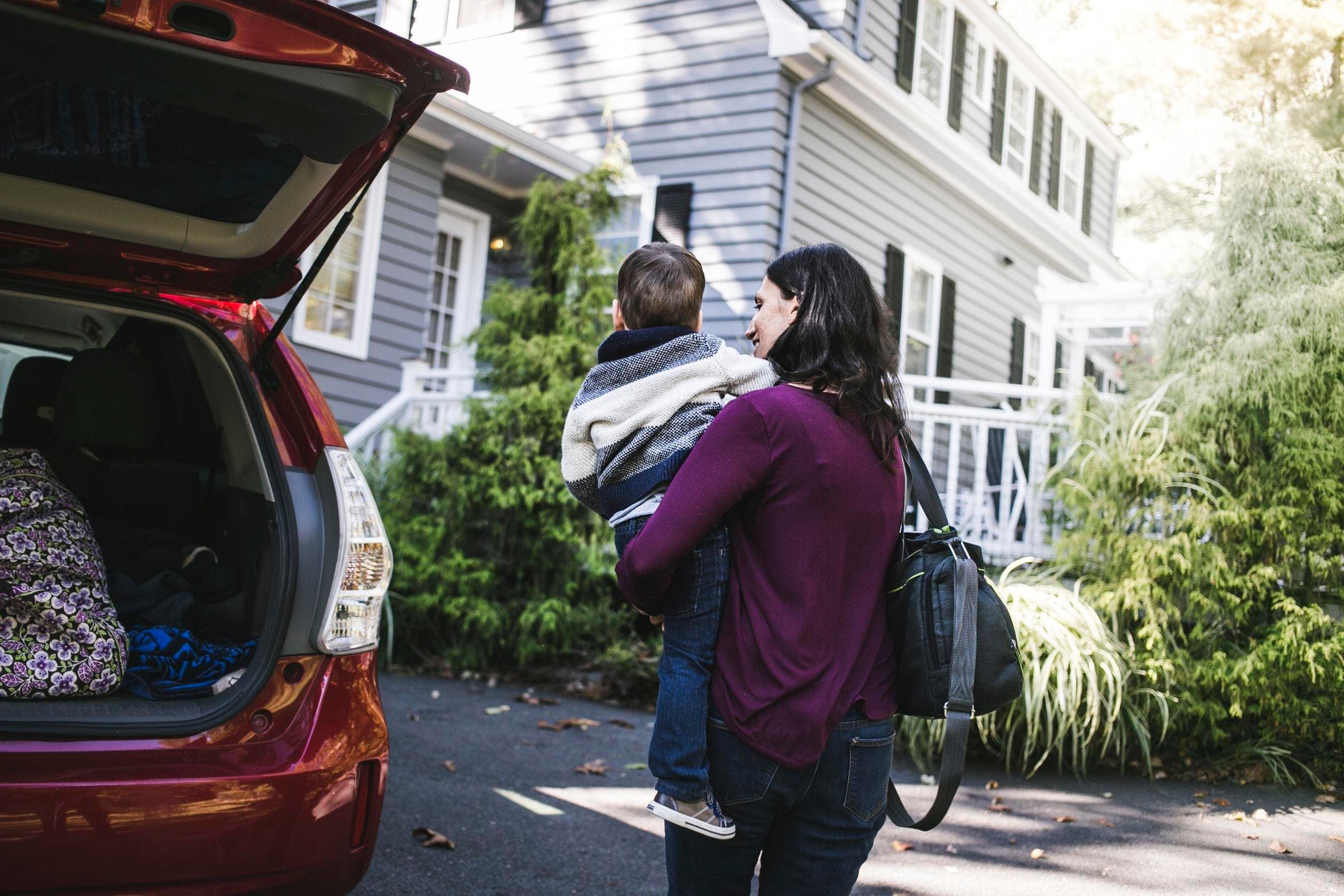 15 Pro Tips To Keep Your Home Safe While Traveling