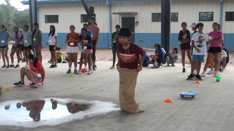 Hindu summer campers come for the mantras, stay for the memories