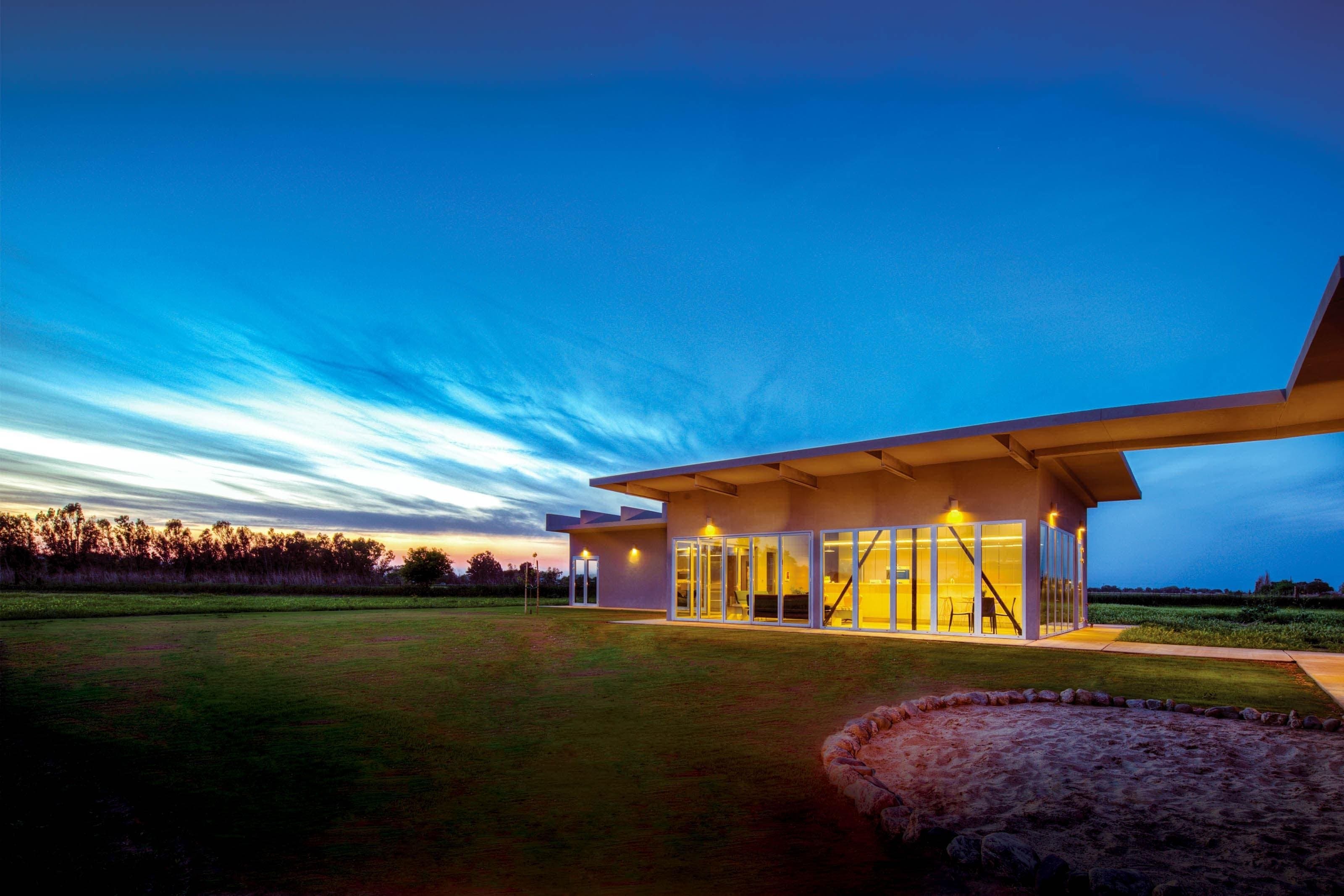 The Art Of Possibility: Extraordinary Architecture For Everyday Life