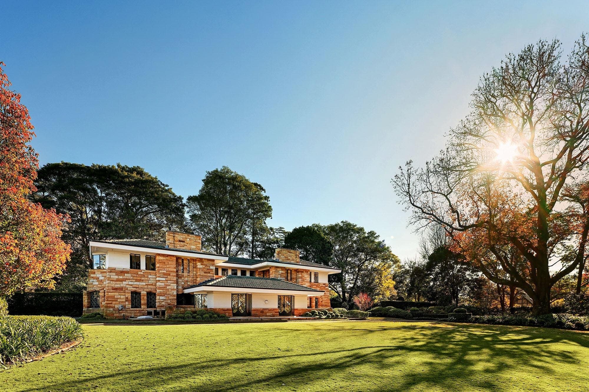 Inside The $12 Million Sydney Estate By Frank Lloyd Wright’s Protégé